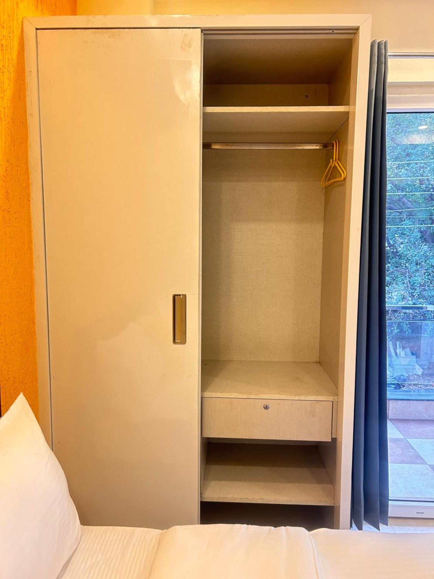 Lime Tree Service Apartment - Medanta Medicity, Gurgaon Exterior photo